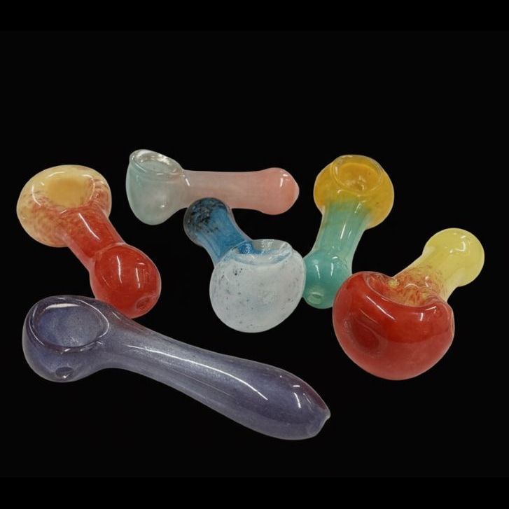 Small Hand Pipes Assorted Colors ( Pack of 3)