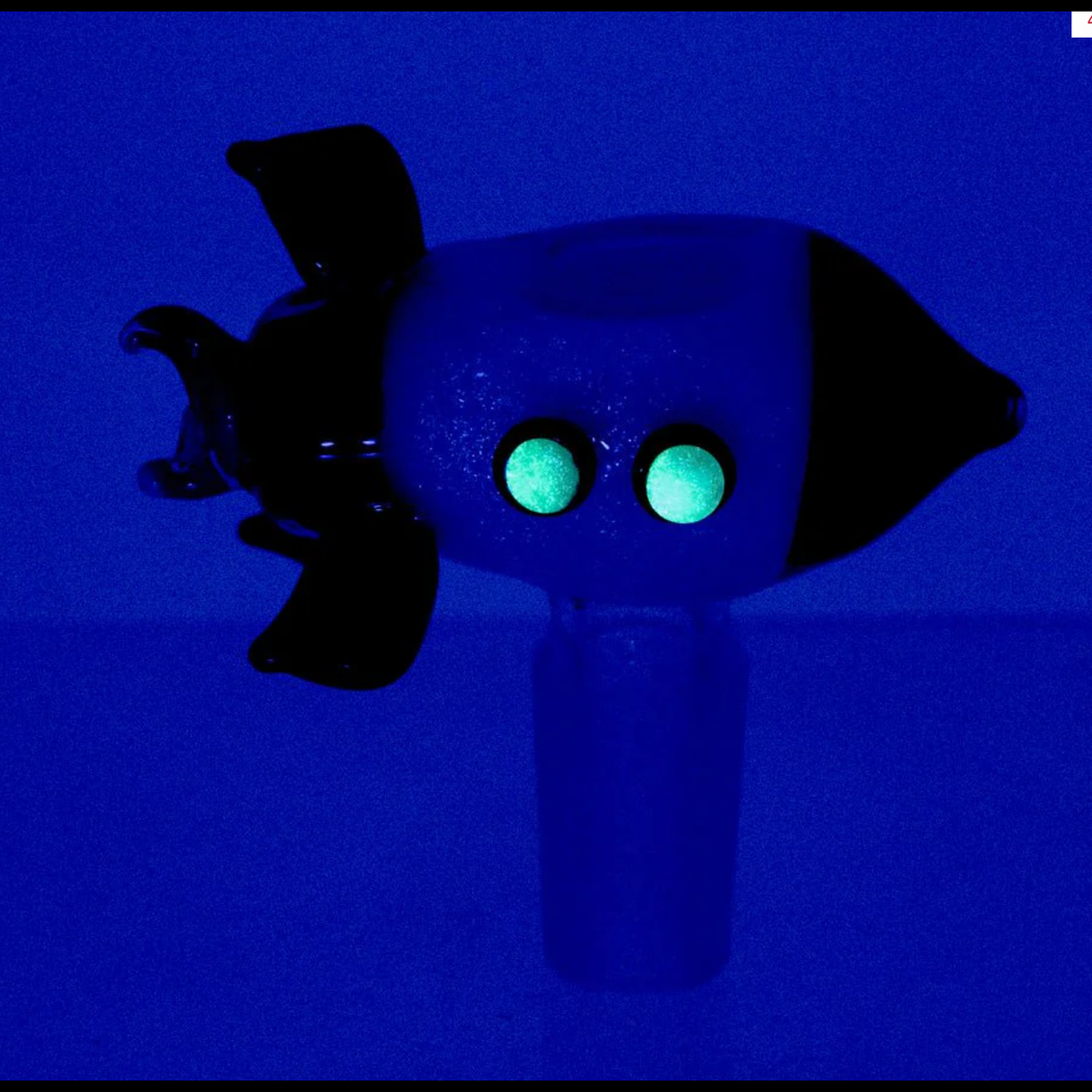 Empire Glassworks Space Cruiser Glow in Dark Bowl